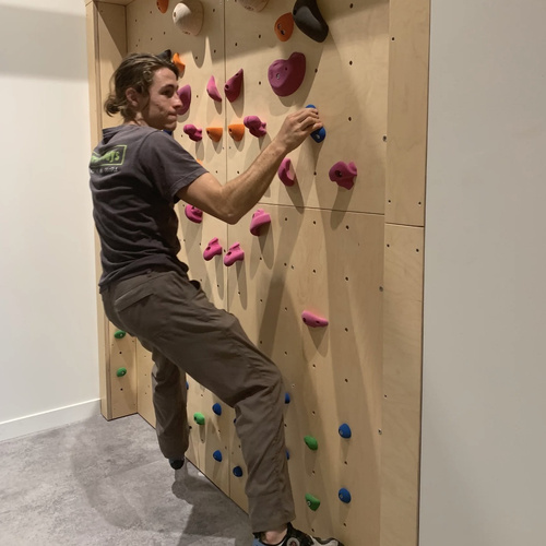 Traverse Climbing Wall